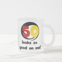 50 Blicke so gut auf mir T-Shirts und Geschenke Kaffeetasse
