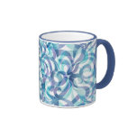 Abstrakter mit Blumenhintergrund des Bechers Tasse