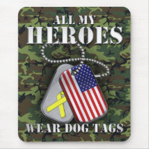 Alle meine Held-Abnutzungs-Hundeplaketten - Camouf Mousepads