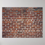 Alte schädigende Backsteinmauer mit periodischen w Plakat