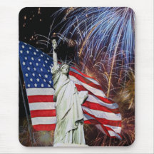Amerikanische Flagge, Feuerwerke und Freiheitsstat Mauspads