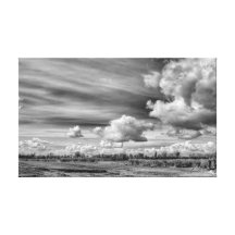 Anziehende Wolken (B&W) Gespannte Galerie Drucke