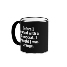 Arbeiten mit einem Demokraten Kaffee Tassen