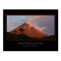 Arenal-Vulkan an der Sonnenuntergang-Postkarte