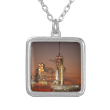 Atlantis, das den Auftrag erwartet Selbst Gestalteter Schmuck