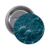 Bakterielle Zellen von Staphylococcus- aureusnahem Anstecknadelbuttons