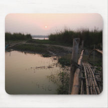 Bambusbrücke, der Ganges, Westbengalen, Indien Mauspad