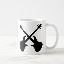 Bass-Gitarre gekreuzt tassen