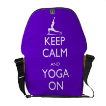 Behalten Sie Ruhe und Yoga an Kurier Tasche
