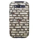 Beschaffenheit der alten Backsteinmauer mit weißen Samsung Galaxy S3 Hülle