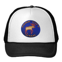 Blauer Elch-Medaillon-Entwurf auf T-Shirts und meh Caps
