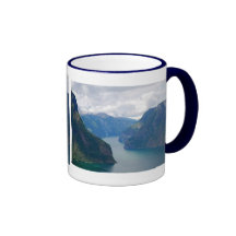 Blauer Fjord-Traum-Becher Tassen