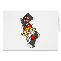 Blonder Pirat mit Flaggen-T-Shirts und Geschenken Grußkarte