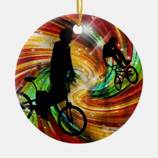 BMXers im roten und orange Grunge-Wirbel Weihnachtsbaum Ornament