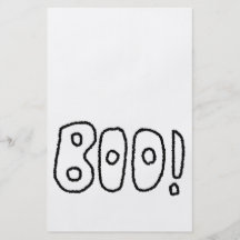 BOO! Im Schwarzen gerundete zerrissene Buchstaben Flyerdesign