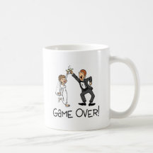 Braut-und Bräutigam-Spiel über Hochzeit Kaffee Tasse