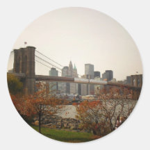 Brooklyn-Brücke und die Herbst-Bäume, NYC Runde Aufkleber