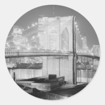 Brooklyn-Brücken-Schwarzes u. Weiß Runde Aufkleber