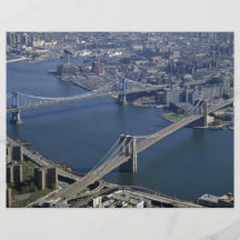 Brooklyn und Manhattan von der Luft, New York, USA Flyer