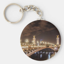 Brücke Alexanders 3 in Paris Frankreich nachts Schlüsselband
