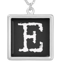 Buchstabe E Schmuck