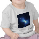Bumerangnebelfleck im Raum Shirts