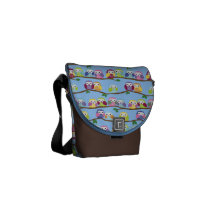 Bunte Eulen auf Niederlassungsmuster Kurier Tasche