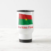 Burkina Faso wellenartig bewegende Flagge mit Name Tee Tassen