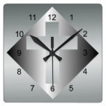 Christliches Kreuz in der silbernen Farbe Uhr