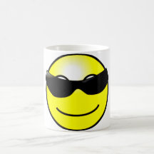 Coole Sonnenbrille-gelber Smiley Tassen