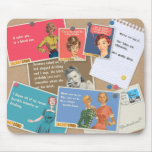 Damen, die Korkenbrett-Mausunterlage trinken Mousepads