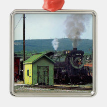 Dampf-Lokomotive 3254, die in Zug-Yard kommt Weihnachtsornament