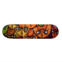 Das Brett hat Eyez Skateboard Deck