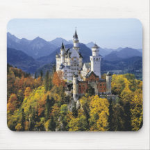 Das fantasievolle Neuschwanstein ist eins von drei Mauspad