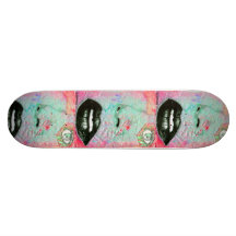 Denkendes rosa Skateboard Skateboarddeck