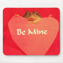 Der Krötenfrosch, der ein Herz hält, das sagt, ist Mousepad