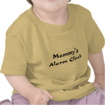 Der Wecker der Mama T-shirts