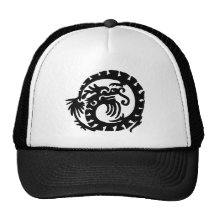 Drache kräuselte sich in einen Kreis Baseball Mütze