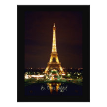 Eiffelturm am Nachtphotographischen Druck