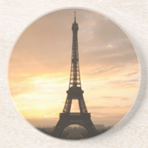 Eiffelturm am Sonnenaufgang Bierdeckel