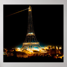 Eiffelturm belichtet bei Paris-Ausstellung 1900 Plakate
