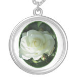 Eine weiße Rose Selbst Gestaltete Halskette