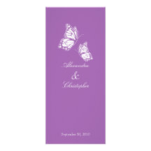 Einfache violette Schmetterlinge, die Mitteilung W Individuelle Einladungskarten