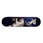 Errichtung des weißes Pferdeoval-Skateboards Personalisierte Skateboarddecks