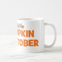 Erwartung einen kleinen Kürbis im Oktober Kaffee Haferl