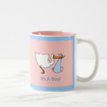 Es ist ein Jungen-Becher Teehaferl