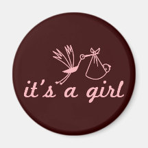 Es ist ein rosa und brauner Magnet des Mädchens Kühlschrankmagnete