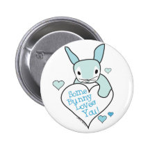 Etwas Häschen-Lieben Sie Geschenke Anstecknadelbutton