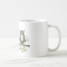 Eule ~ Eule, die auf Baumast sitzt Teetasse