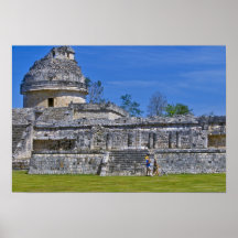 Familie von Touristenweg-Vergangenheit altem Maya Posterdrucke